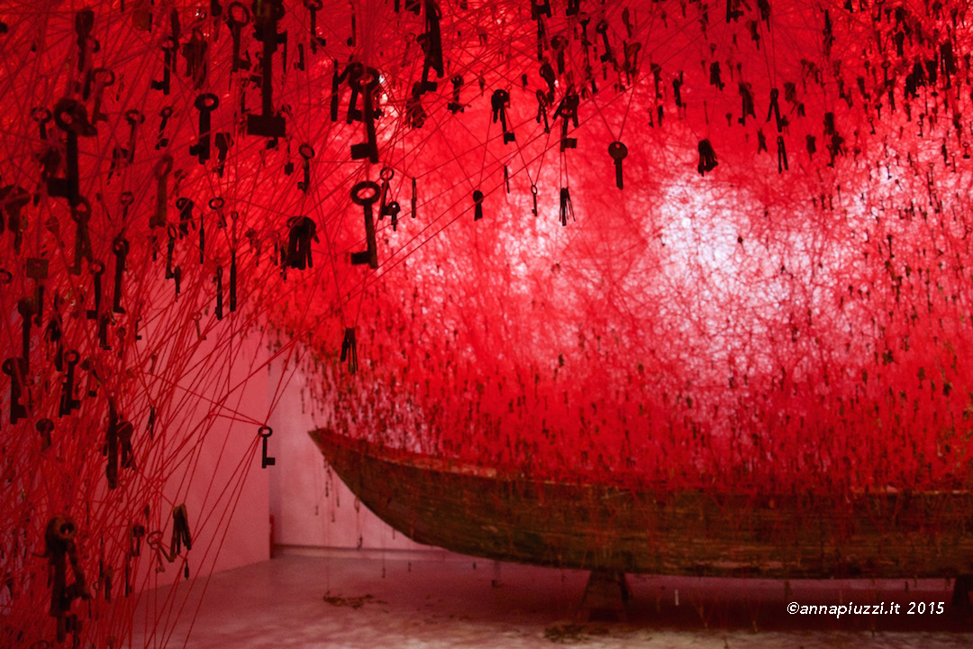 The Key in the Hand - Chiharu Shiota - Padiglione Giappone